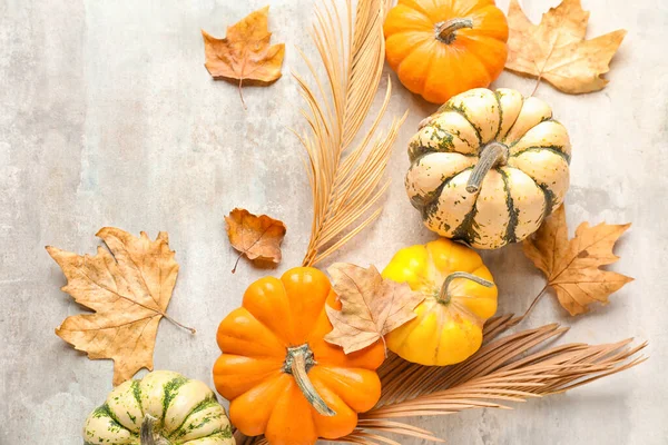 Halloween Pumpkins Fallen Leaves Grunge Background — Stock Photo, Image