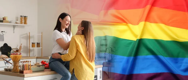 Collage Med Unga Lesbiska Par Kök Och Hbt Flagga — Stockfoto