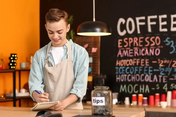 Knappe Barista Met Notebook Cafe — Stockfoto