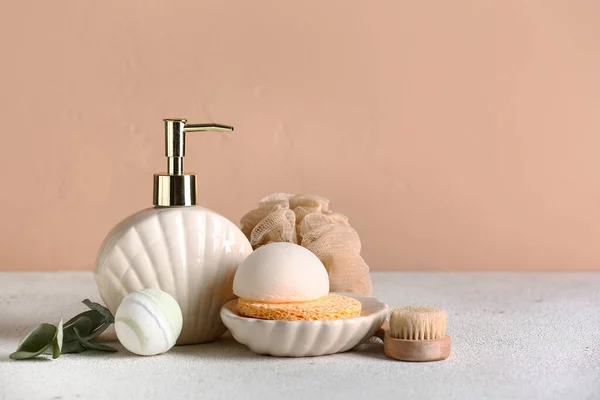 Bath Supplies Table Color Wall — Stock Photo, Image