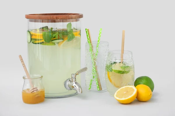 Jar Delicious Lemonade Honey Light Background — Stock Photo, Image