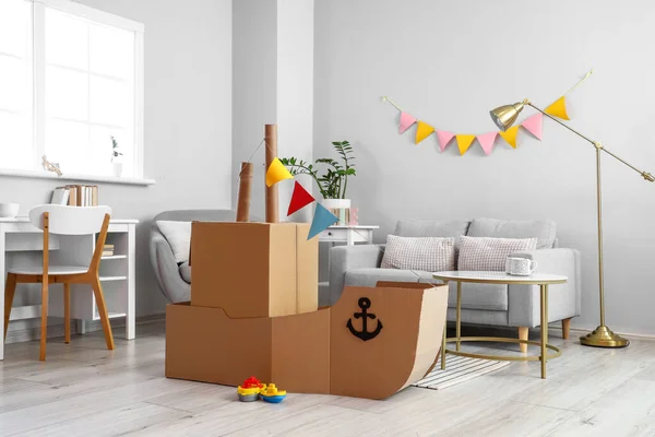 Intérieur Chambre Des Enfants Avec Bateau Jouet Carton — Photo