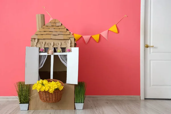 Toy Cardboard House Flowers Plants Children Room — Stock Photo, Image