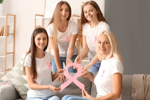 Hermosas Mujeres Con Cintas Conciencia Rosa Casa Concepto Cáncer Mama — Foto de Stock