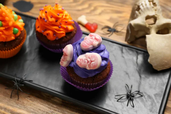 Board Halloween Cupcakes Wooden Background Closeup — Stock Photo, Image