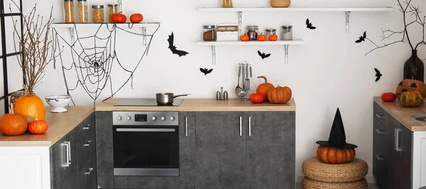 Interior Modern Kitchen Decorated Halloween Pumpkins — Stock Photo, Image
