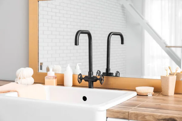 Bath Accessories Sink Mirror Table Light Wall — Stock Photo, Image