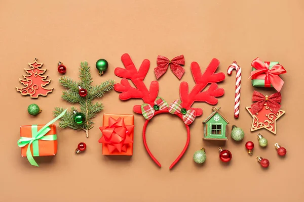 Hermosa Composición Con Diferente Decoración Navidad Fondo Color —  Fotos de Stock