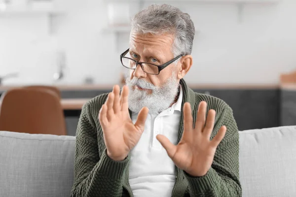 Male Psychologist Video Chatting Kitchen Closeup — Stock Photo, Image