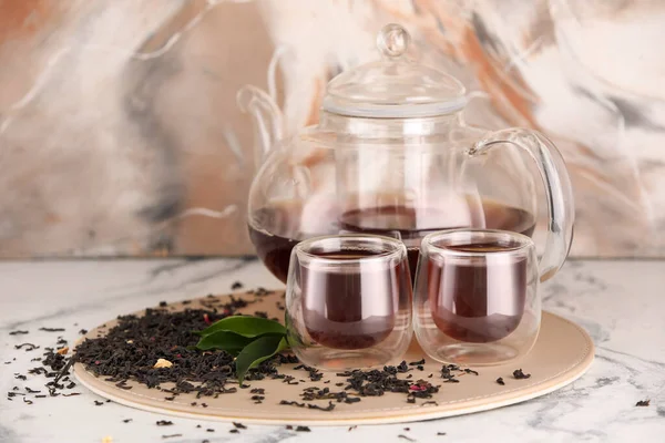 Glass Cups Teapot Black Tea Table — Stock Photo, Image
