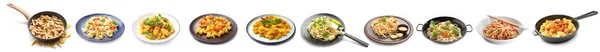 Set Deliciosas Pastas Con Pollo Sobre Fondo Blanco — Foto de Stock