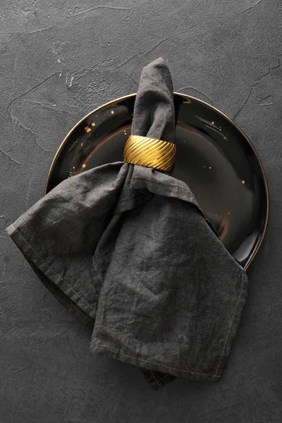 Black Napkin Plate Dark Background — Stock Photo, Image