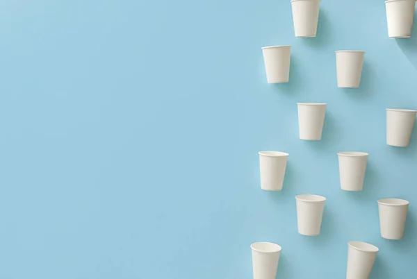 Paper Cups Blue Background — Stock Photo, Image