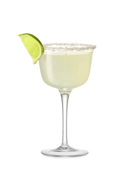 Beyaz Arka Planda Bir Bardak Lezzetli Margarita Kokteyli — Stok fotoğraf