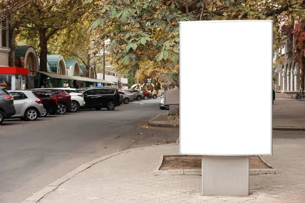 Современный Чистый Рекламный Щит Городской Улице — стоковое фото