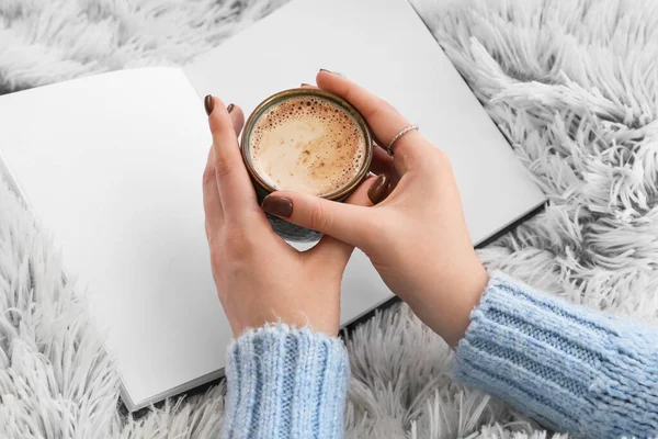 Woman Book Cup Coffee Closeup — Stock Photo, Image