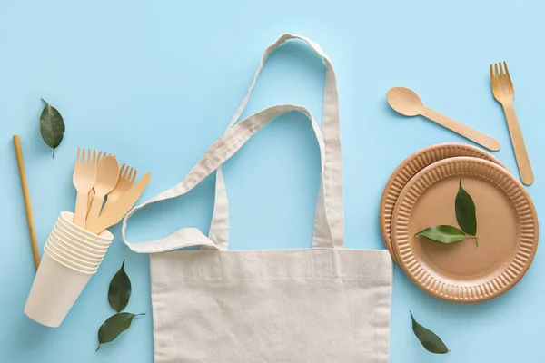 Tote Bag Eco Tableware Plant Leaves Blue Background — Stock Photo, Image