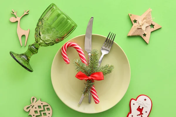 Beautiful Table Setting Glass Wooden Christmas Decorations Green Background — Stock Photo, Image