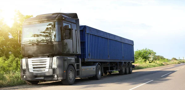 Big Modern Truck Road — Stock Photo, Image