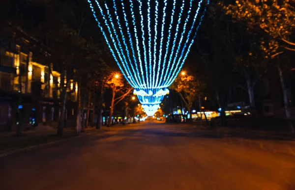 Rozmazaný Pohled Ulici Města Zářivými Světly Noci — Stock fotografie