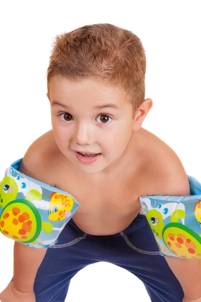 Un ragazzo felice in spiaggia pronto — Foto Stock