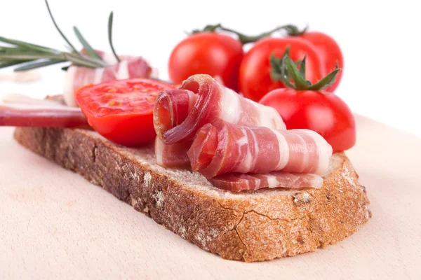 Sandwich with bacon — Stock Photo, Image