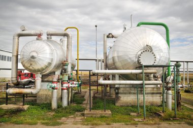 gaz depolama ve boru hattı