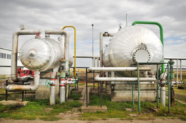 gaz depolama ve boru hattı