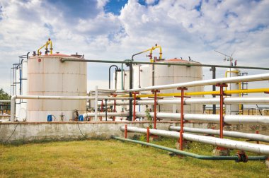 gaz depolama ve boru hattı