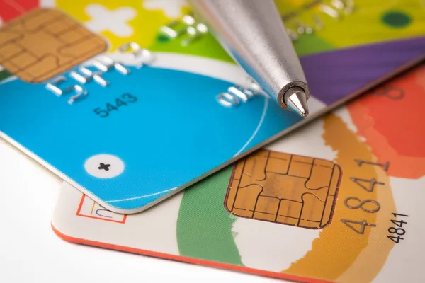 クレジットカードとペン — ストック写真