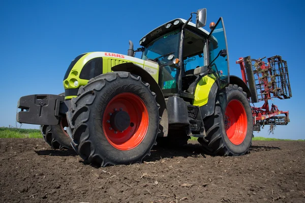 TRACTOR CLASS ARION 600 — Stock Photo, Image