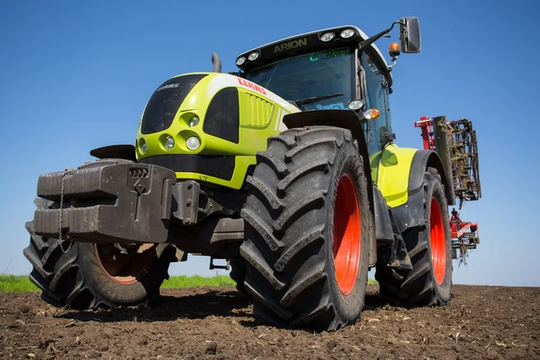 TRACTOR CLASS ARION 600 — Stock Photo, Image