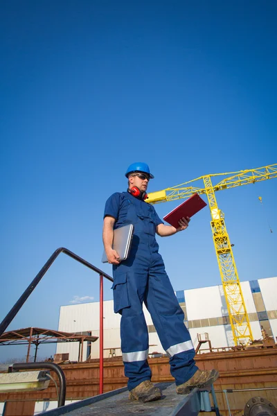 Shipyard worker — Stock Photo, Image