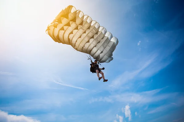 Paraquedistas — Fotografia de Stock