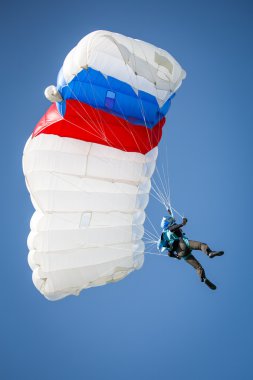 Paraşütçü