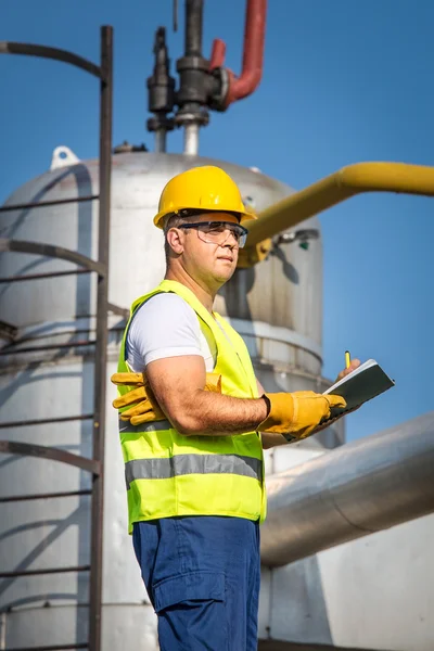 Oil engineer — Stock Photo, Image