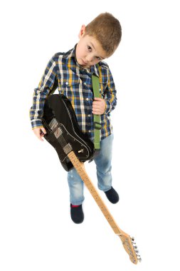 Genç gitarist gitar çalmak