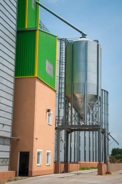 Tároló silók, a mezőgazdasági — Stock Fotó