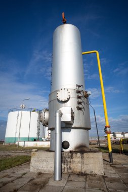 petrol ve gaz işleme tesisi