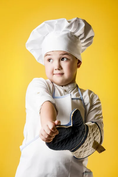 Kucharz mały chłopiec w mundurze — Zdjęcie stockowe