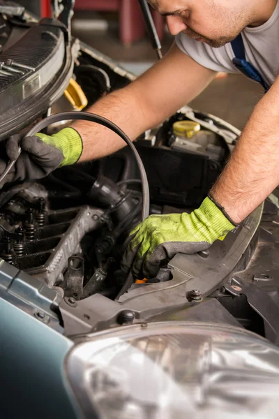 Taller de reparación de automóviles — Foto de Stock