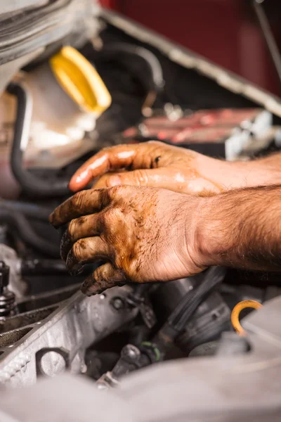 Taller de reparación de automóviles — Foto de Stock