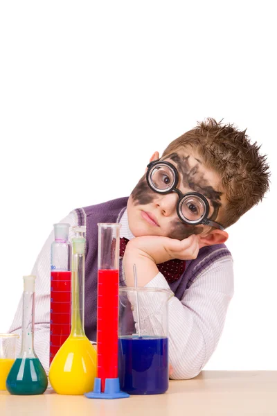 Kleiner lustiger Chemiker — Stockfoto