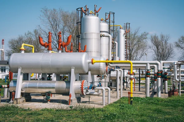 Oil and gas processing plant — Stock Photo, Image