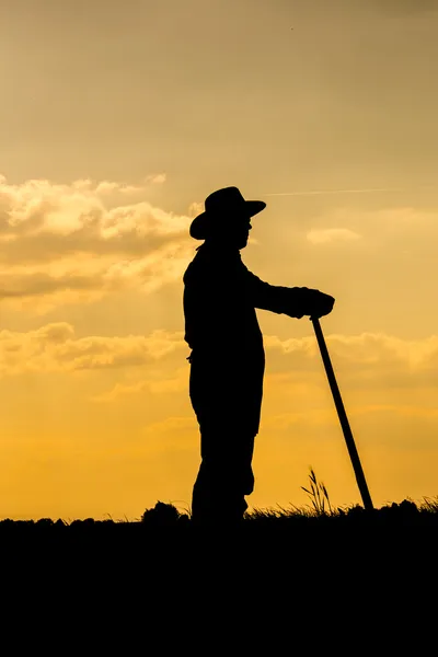 çiftçi ve gün batımı