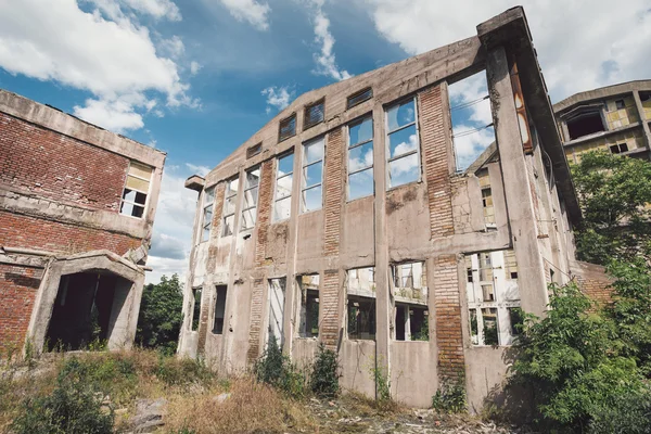 Edificios en ruinas — Foto de Stock