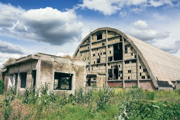 Ruined buildings — Stock Photo, Image