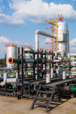 petrol ve gaz işleme tesisi