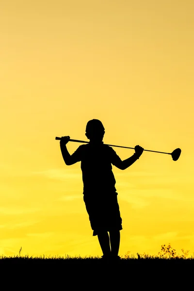 在日落的高尔夫球手 — 图库照片