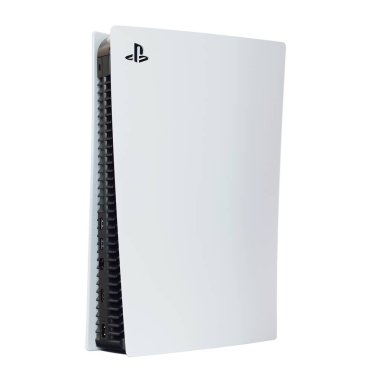 Beyaz Arkaplanda Playstation 5 konsolu izole edildi